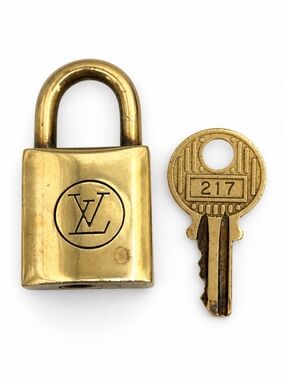 Louis Vuitton Vintage Brass Padlock & Key #217 Rare